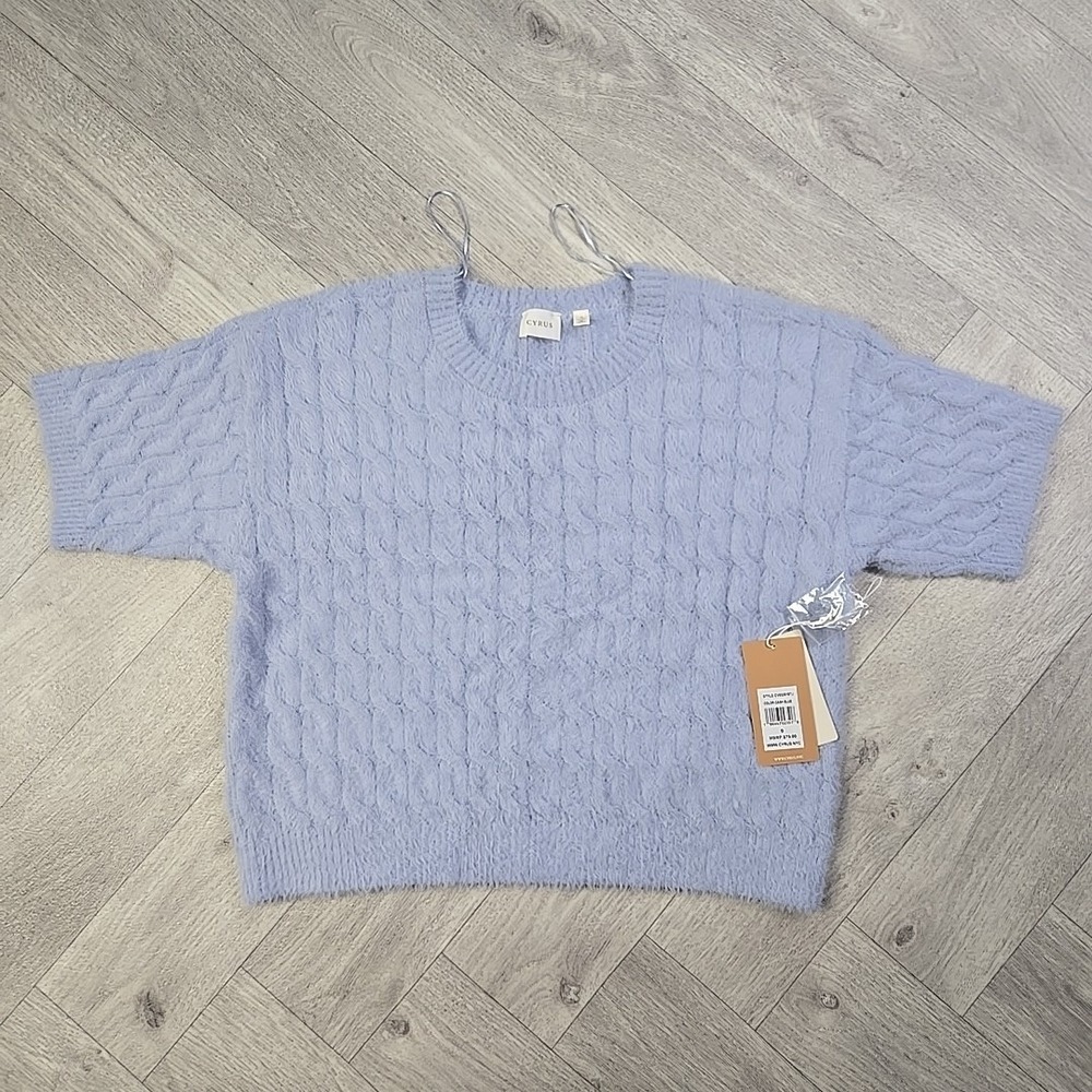 New! Cyrus Women's Small Super Soft Fuzzy Short Sleeve Blue Knit Cropped Sweater
